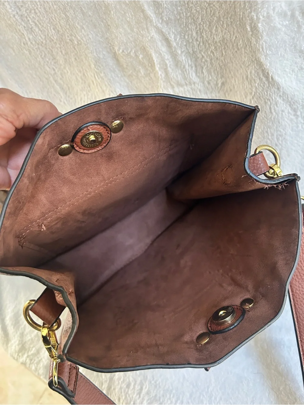 Steve Madden Cognac Brown Leather Shoulder Bag with Gold Rings